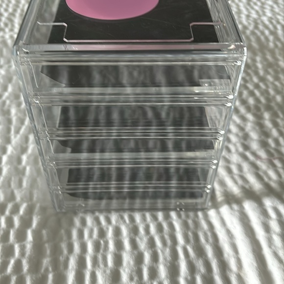 NWOT Disney, Minnie Got the Bow, 3 drawer/tray, jewelry/trinket box! - Picture 4 of 6